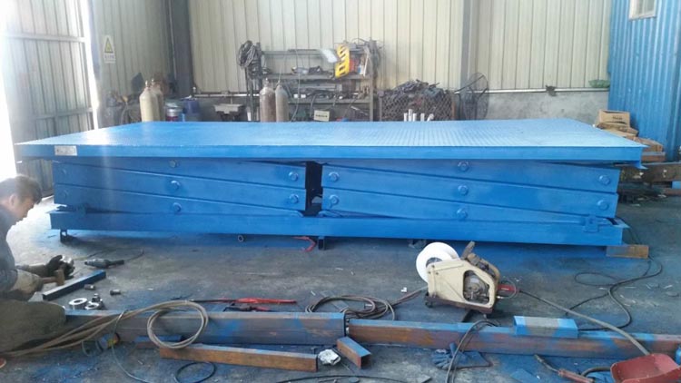 1454470342829093.jpg 升降機